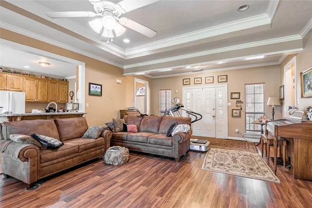 $425,900 | 206 Lake Front Drive, Trinity, TX 75862