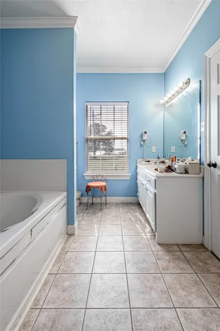 $425,900 | 206 Lake Front Drive, Trinity, TX 75862