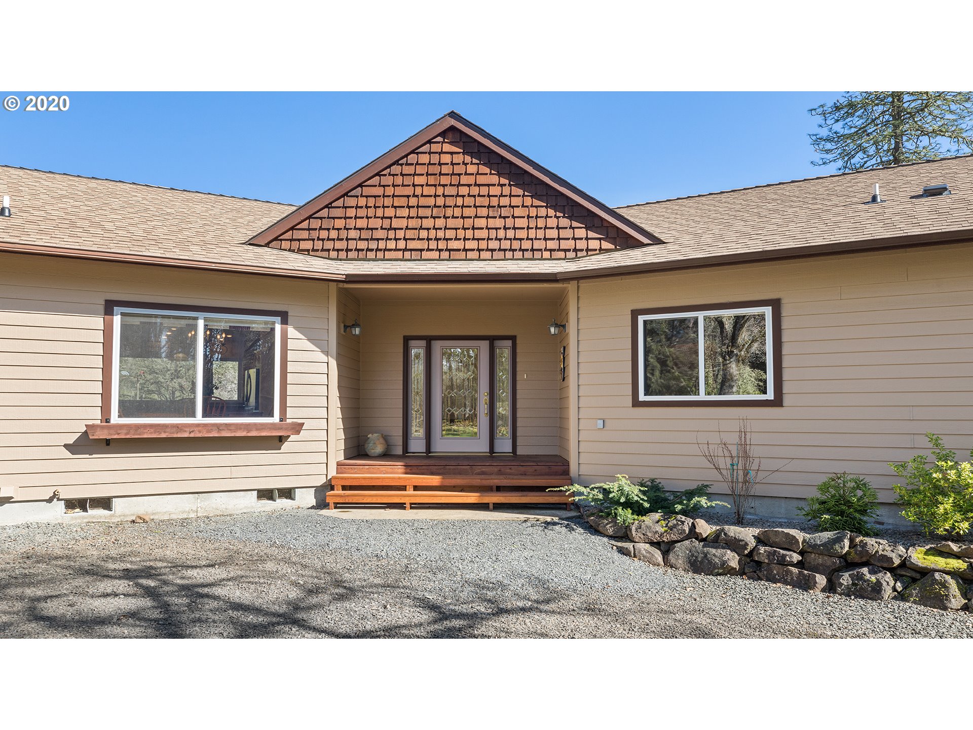 31531 Berlin Road Lebanon, OR 97355 - Photo 3 of 32