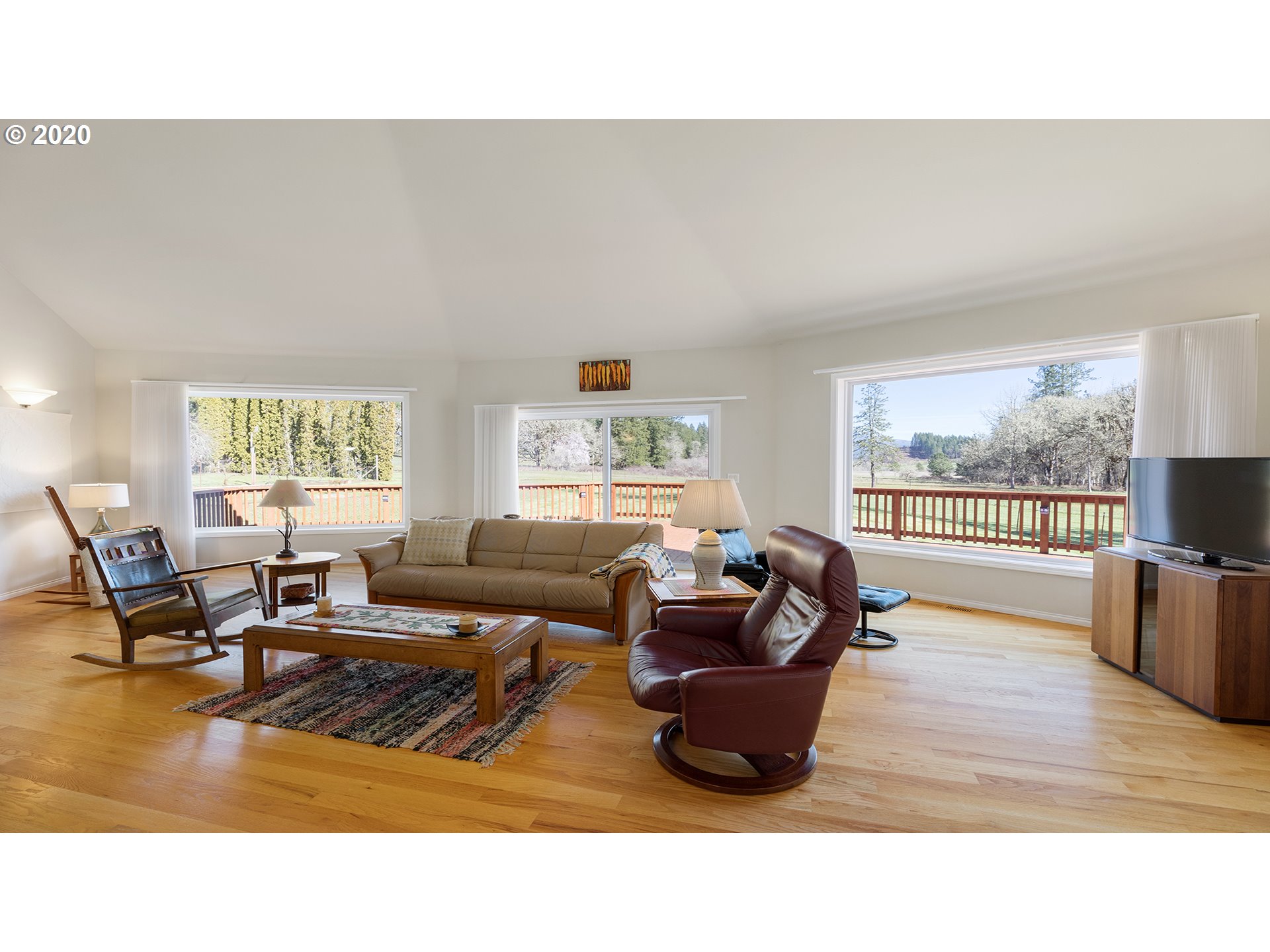 31531 Berlin Road Lebanon, OR 97355 - Photo 5 of 32