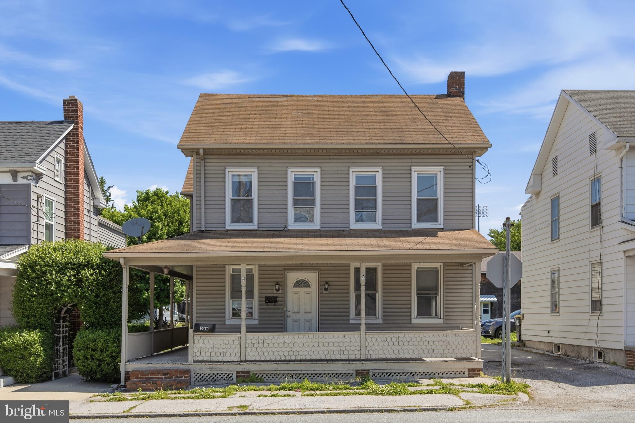 Welcome to 586 Baltimore St