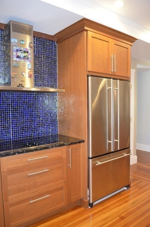 15 Strathmore Road, Unit 2 Brookline, MA 02445 - Photo 5 of 26