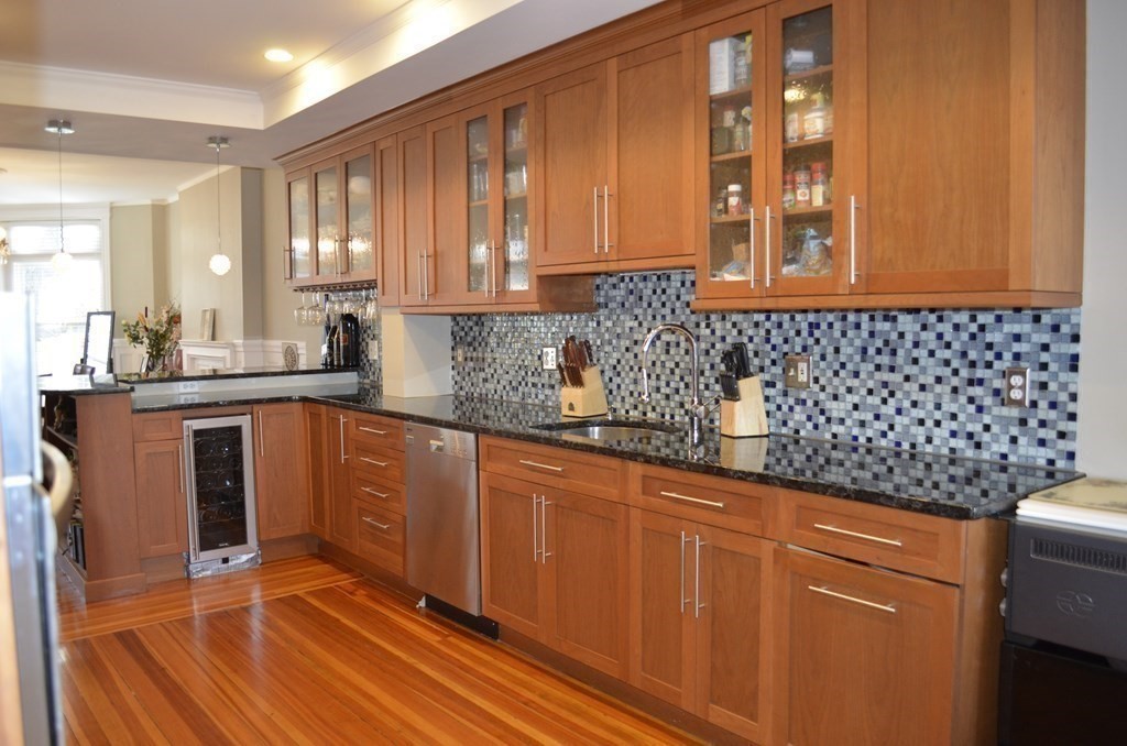 15 Strathmore Road, Unit 2 Brookline, MA 02445 - Photo 8 of 26