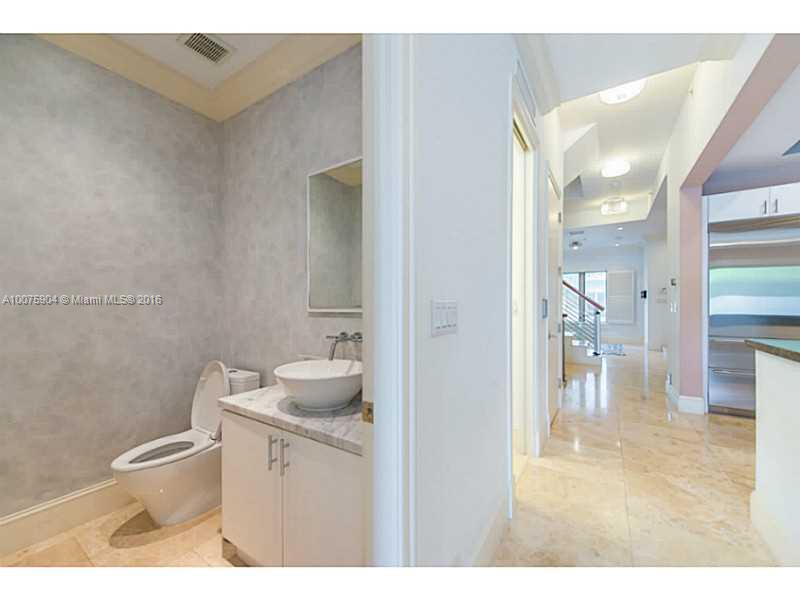 7471 Southwest 56th Court, Unit 7471 Miami, FL 33143 - Photo 13 of 32