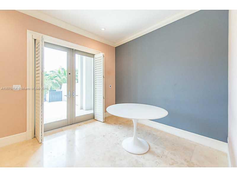 7471 Southwest 56th Court, Unit 7471 Miami, FL 33143 - Photo 14 of 32