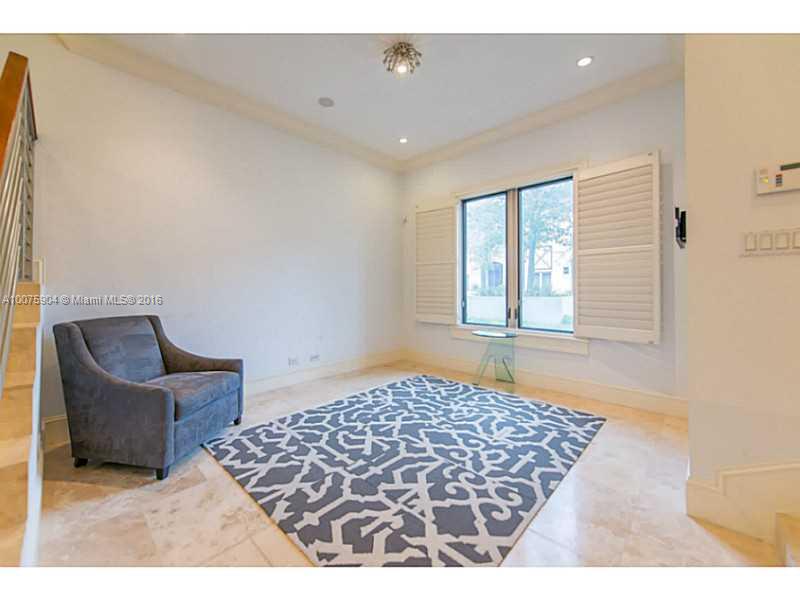 7471 Southwest 56th Court, Unit 7471 Miami, FL 33143 - Photo 6 of 32
