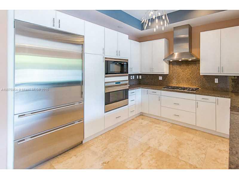 7471 Southwest 56th Court, Unit 7471 Miami, FL 33143 - Photo 7 of 32