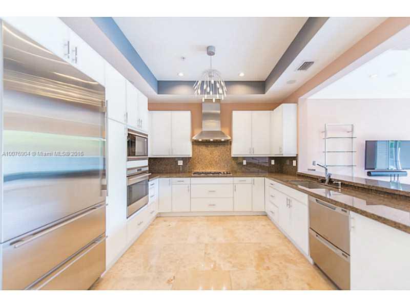 7471 Southwest 56th Court, Unit 7471 Miami, FL 33143 - Photo 8 of 32