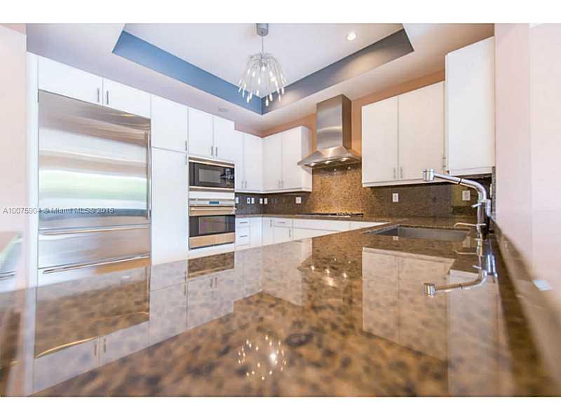 7471 Southwest 56th Court, Unit 7471 Miami, FL 33143 - Photo 9 of 32