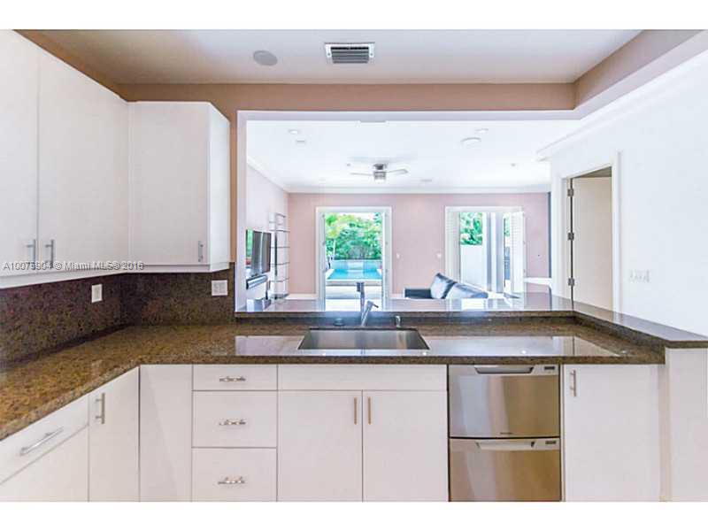 7471 Southwest 56th Court, Unit 7471 Miami, FL 33143 - Photo 10 of 32