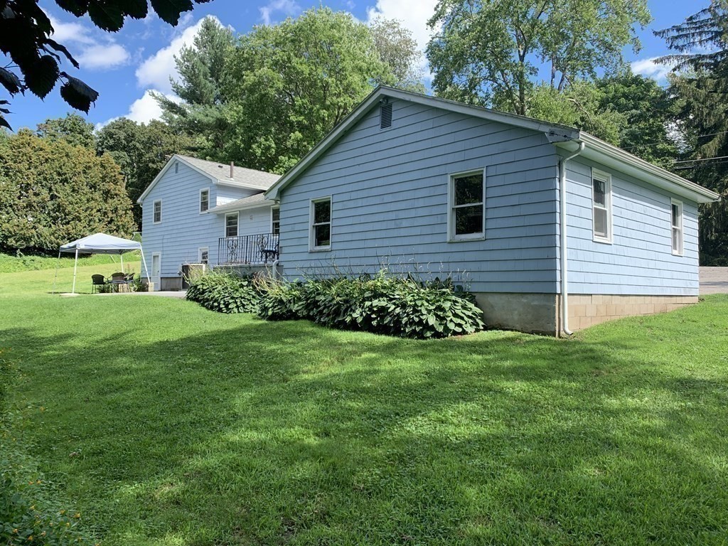 83 Robin Hill Road Chelmsford, MA 01824 - Photo 39 of 42 Gallery Image 39