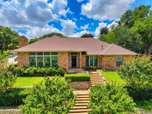 $518,000 | 1908 Lakehill Court, Arlington, TX 76012