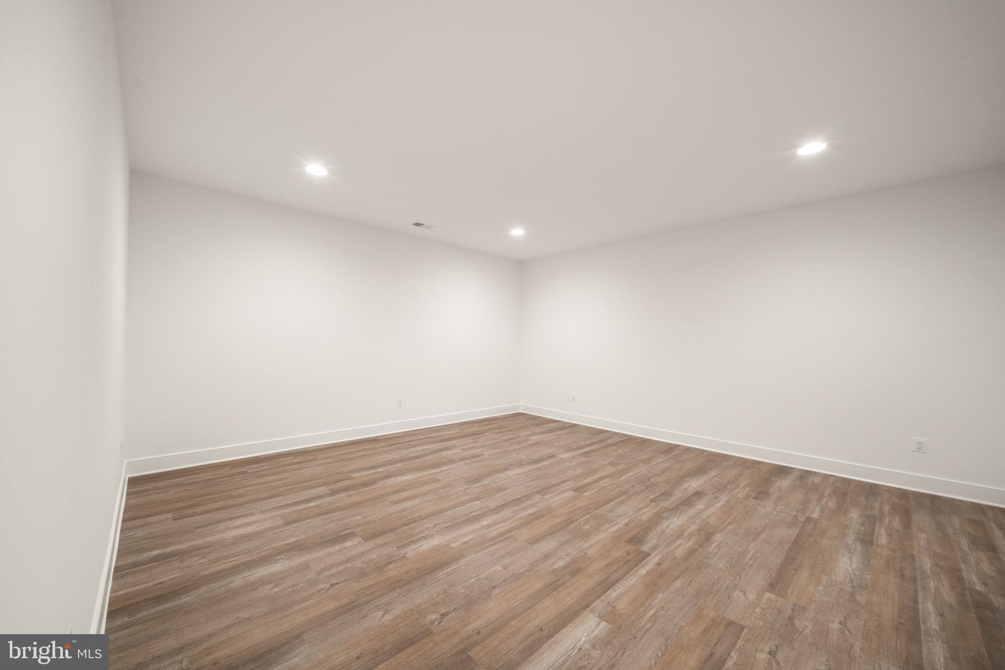 9437 Old Courthouse Road Vienna, VA 22182 - Photo 85 of 96 Gallery Image 85