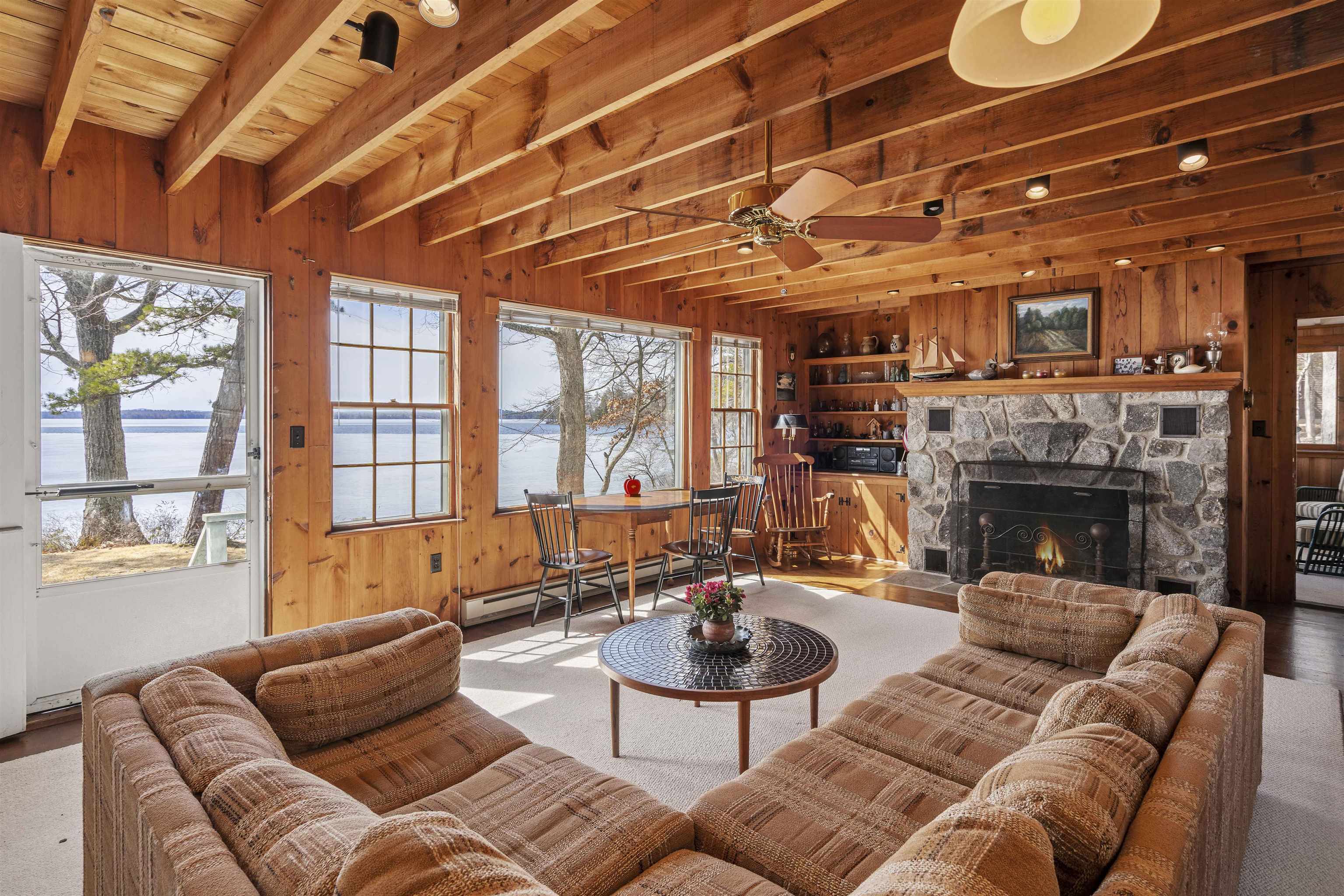 18 Minister Point Road Moultonborough, NH 03254 - Photo 14 of 40