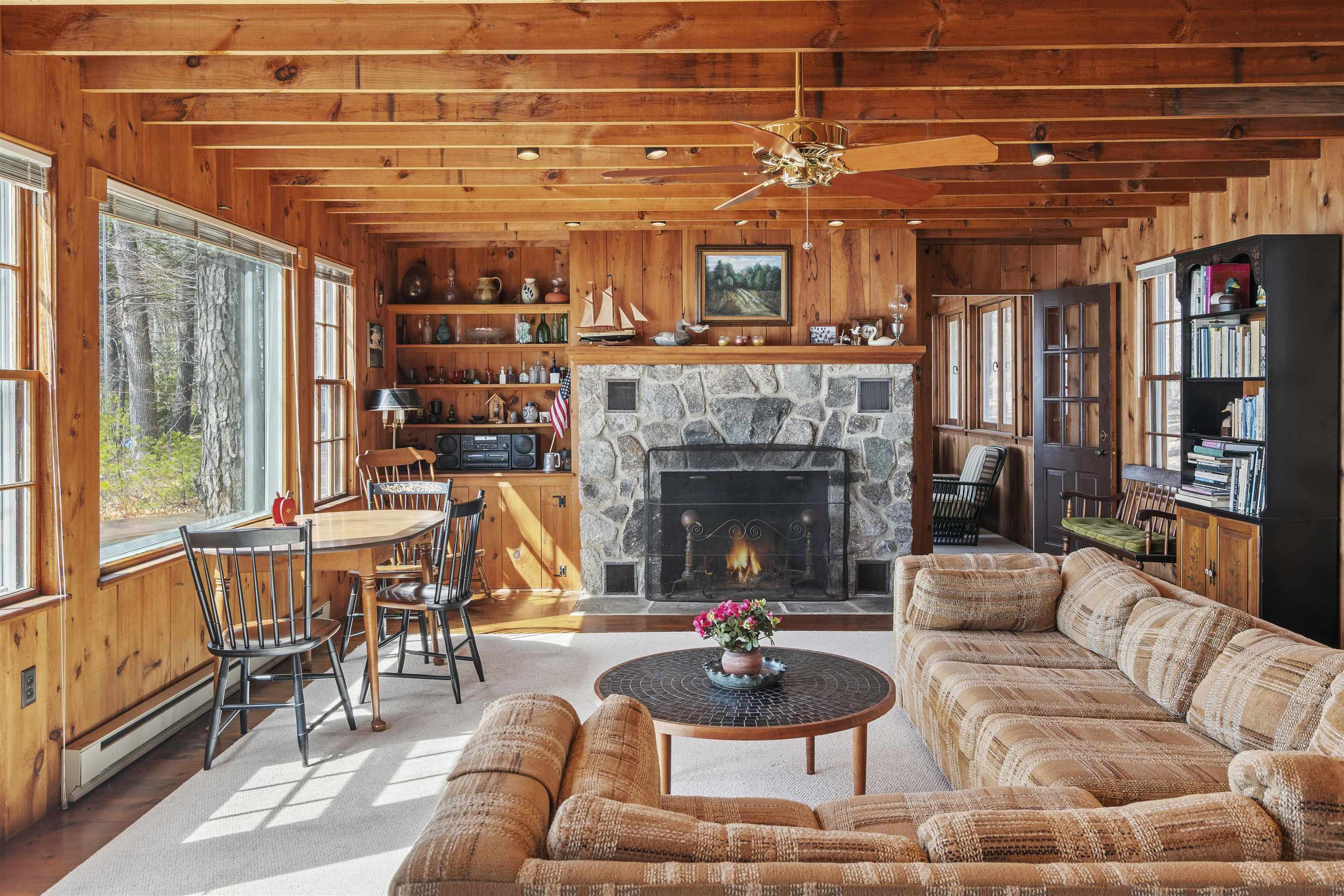 18 Minister Point Road Moultonborough, NH 03254 - Photo 15 of 40