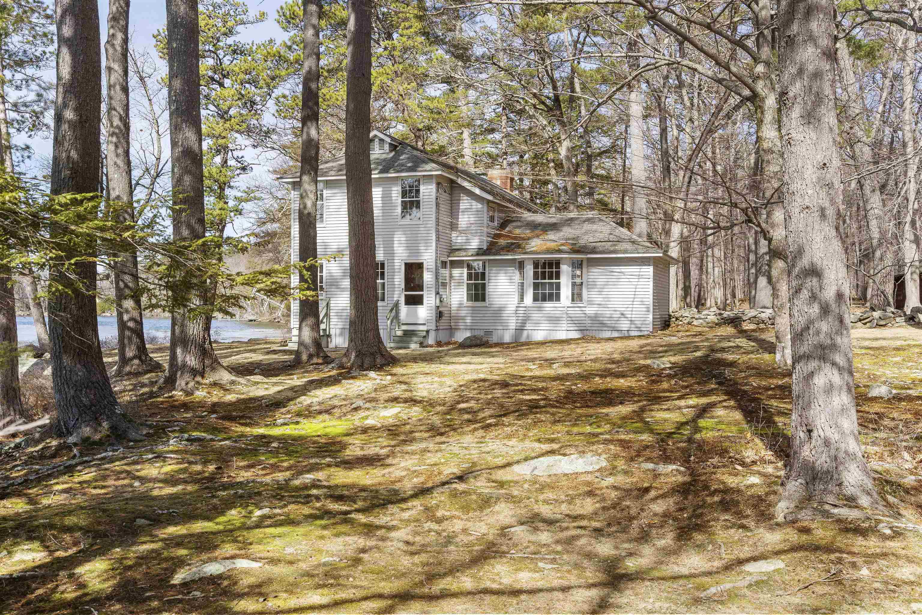 18 Minister Point Road Moultonborough, NH 03254 - Photo 35 of 40