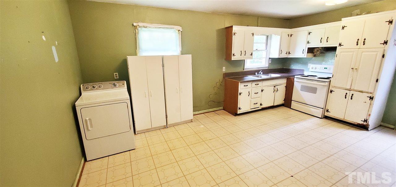 2703 Carpenter Pond Road Raleigh, NC 27613 - Photo 6 of 15