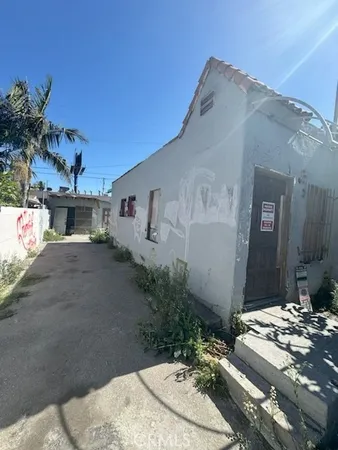 $350,000 | 2408 East 115th Street, Los Angeles, CA 90059