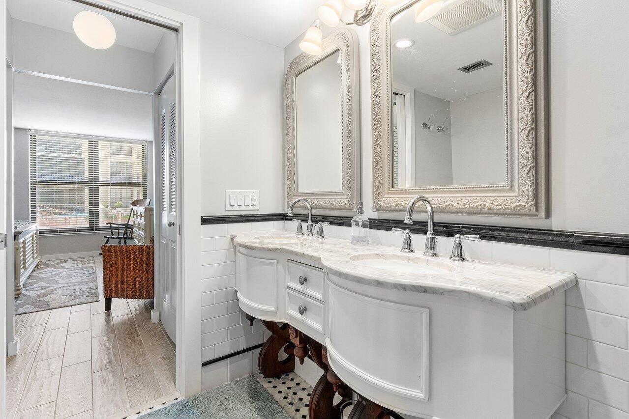 17 Royal Palm Way, Unit 1050 Boca Raton, FL 33432 - Photo 20 of 48 020-17RoyalPalmWay-1050-BocaRaton-FL-334