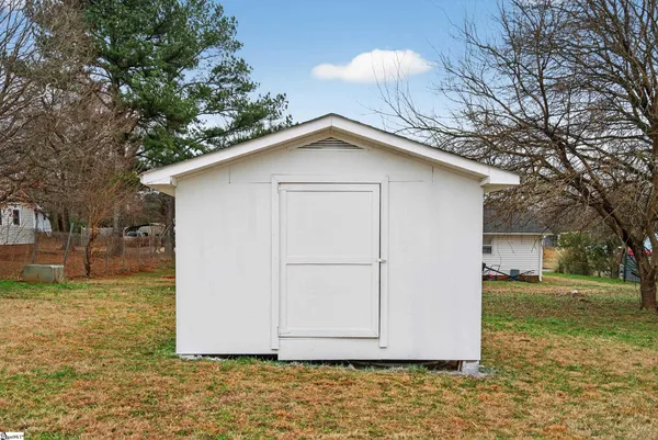 $195,000 | 16 Ford Drive, Wellford, SC 29385