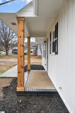 $195,000 | 16 Ford Drive, Wellford, SC 29385