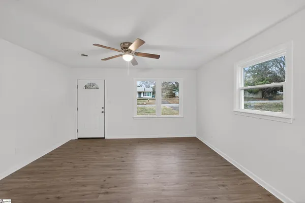 $195,000 | 16 Ford Drive, Wellford, SC 29385