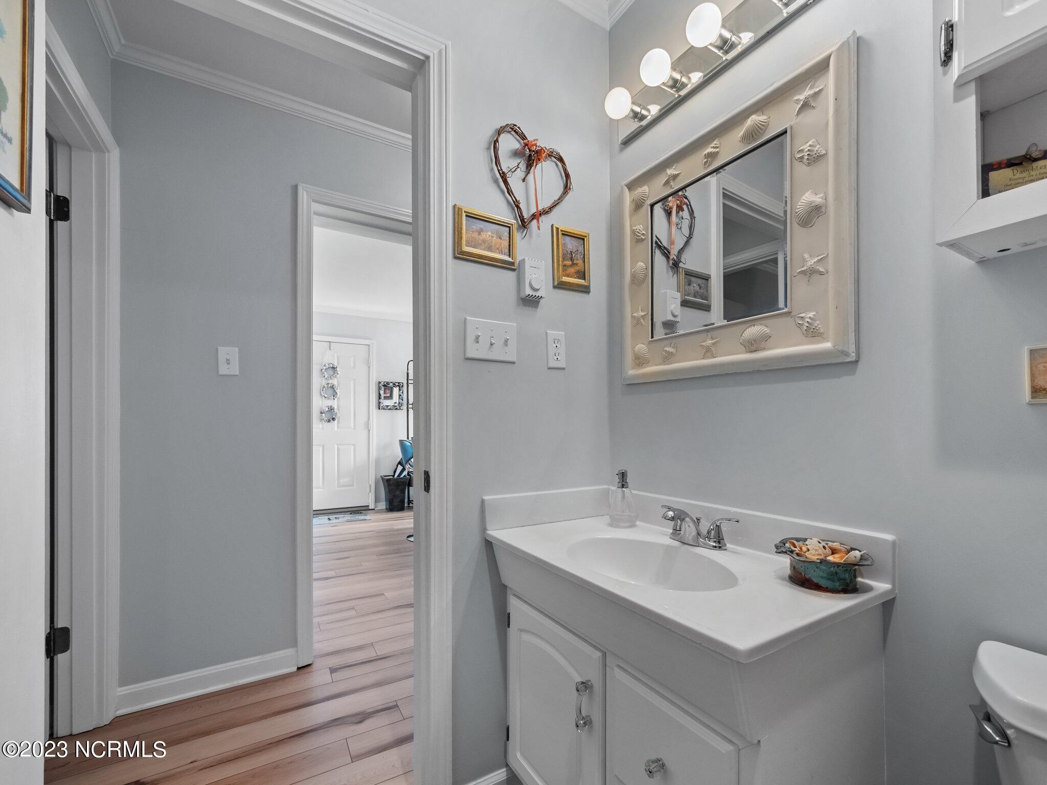 2182 New River Inlet Road, Unit 371 North Topsail Beach, NC 28460 - Photo 19 of 40 Guest Bath