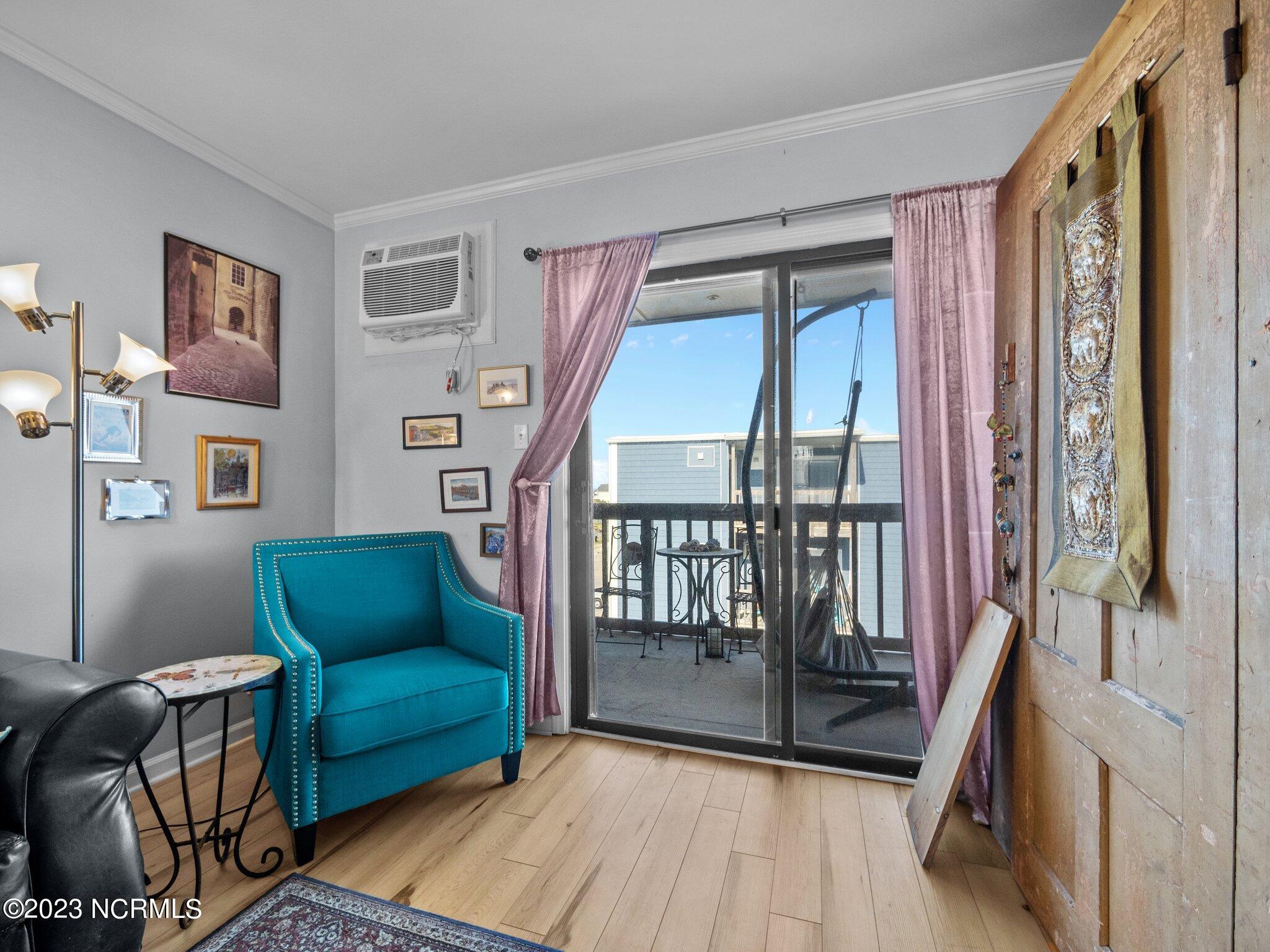 2182 New River Inlet Road, Unit 371 North Topsail Beach, NC 28460 - Photo 2 of 40 Living Room