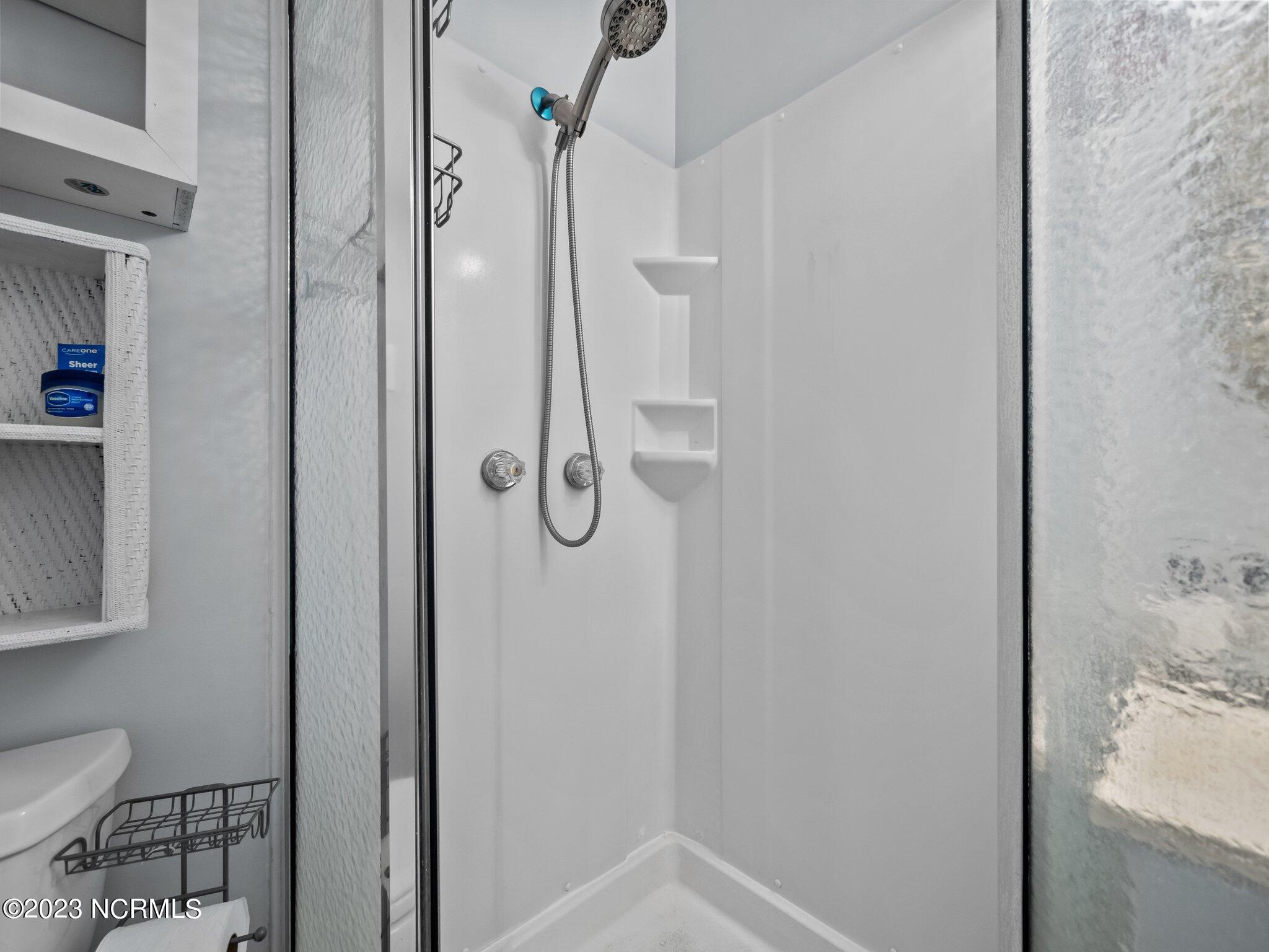 2182 New River Inlet Road, Unit 371 North Topsail Beach, NC 28460 - Photo 21 of 40 Master Bath