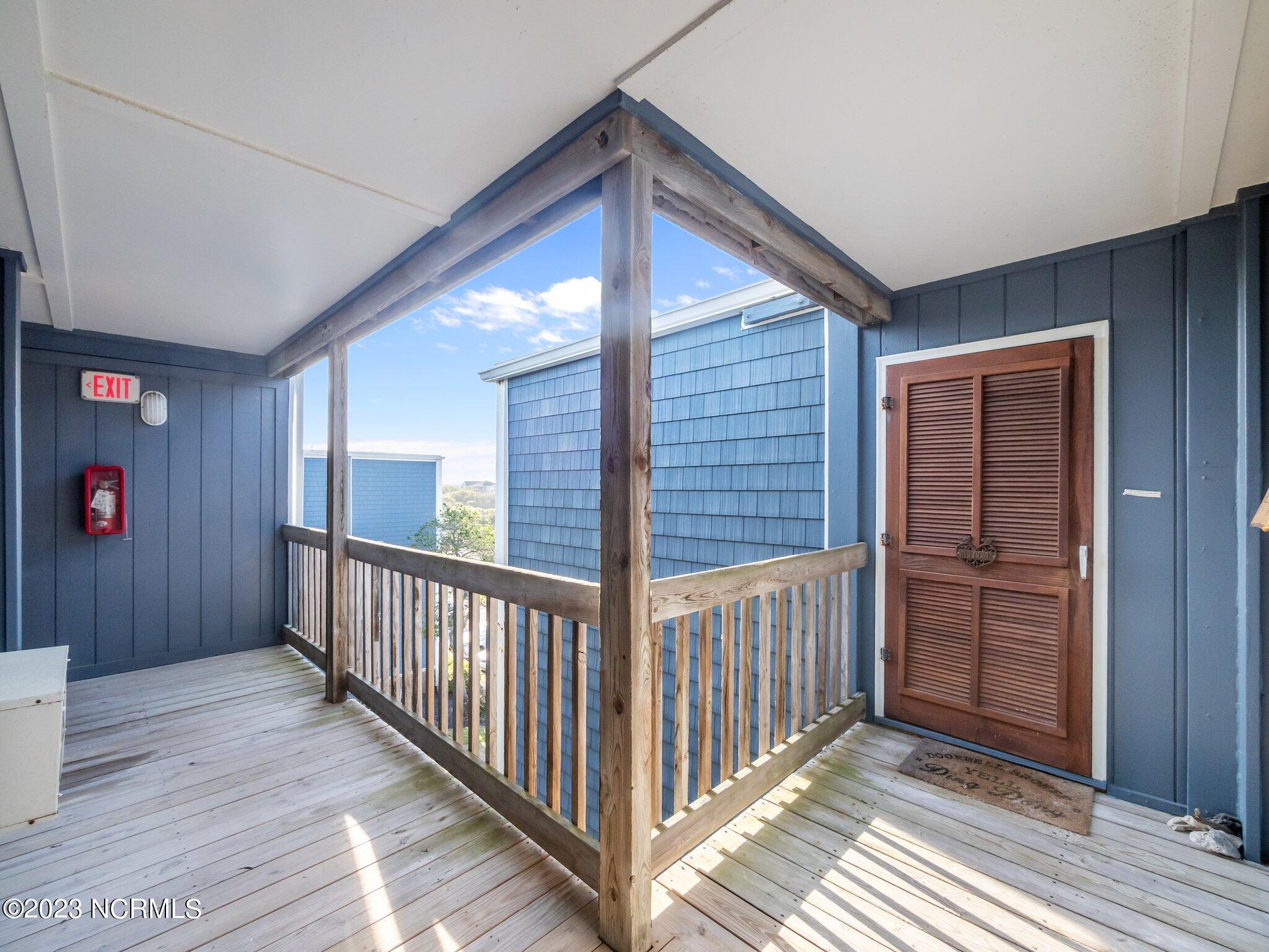 2182 New River Inlet Road, Unit 371 North Topsail Beach, NC 28460 - Photo 25 of 40 Front Door and Entrance