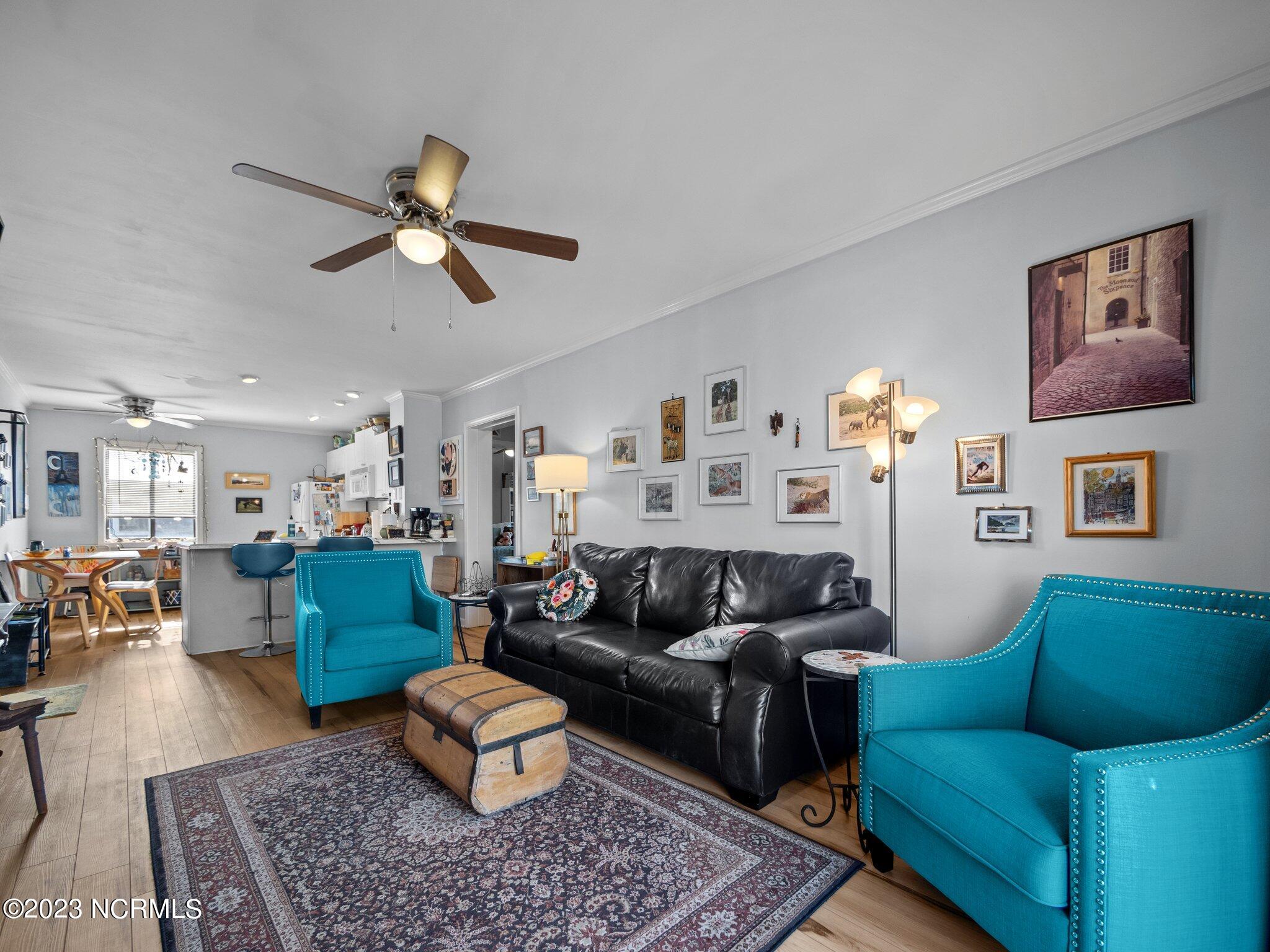 2182 New River Inlet Road, Unit 371 North Topsail Beach, NC 28460 - Photo 4 of 40 Living Room