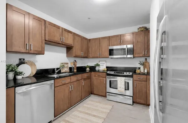 $3,000 | 8395 Southwest 73rd Avenue, Unit 510, Miami, FL 33143