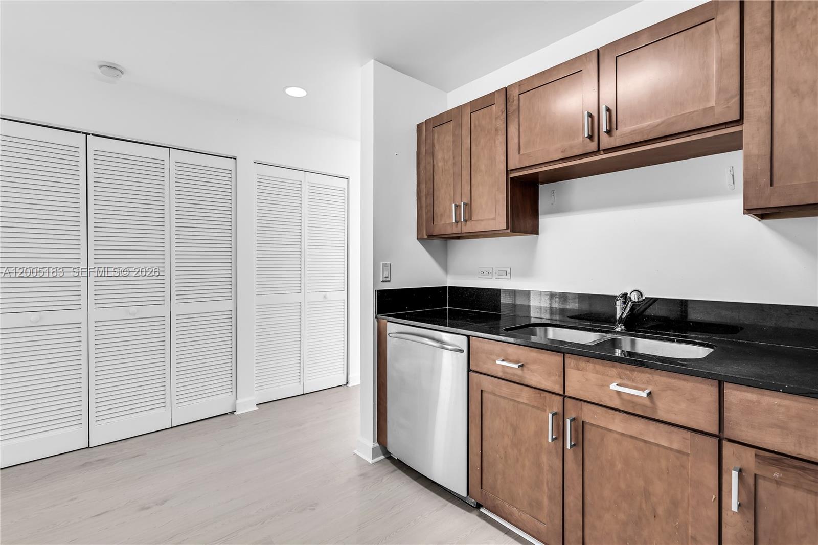 8395 Southwest 73rd Avenue, Unit 510 Miami, FL 33143 - Photo 14 of 45