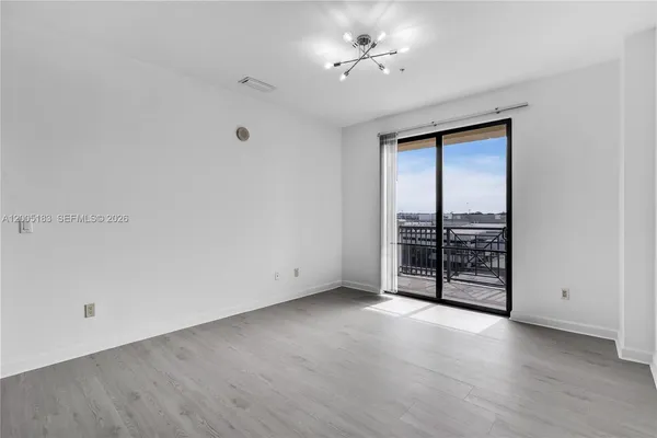 $3,000 | 8395 Southwest 73rd Avenue, Unit 510, Miami, FL 33143