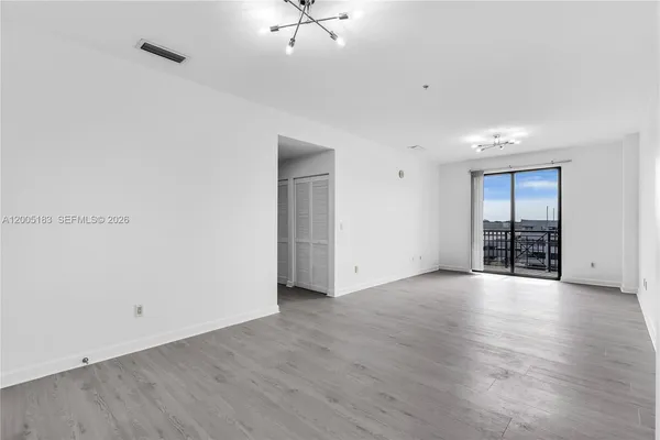 $3,000 | 8395 Southwest 73rd Avenue, Unit 510, Miami, FL 33143