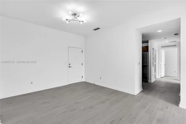 $3,000 | 8395 Southwest 73rd Avenue, Unit 510, Miami, FL 33143