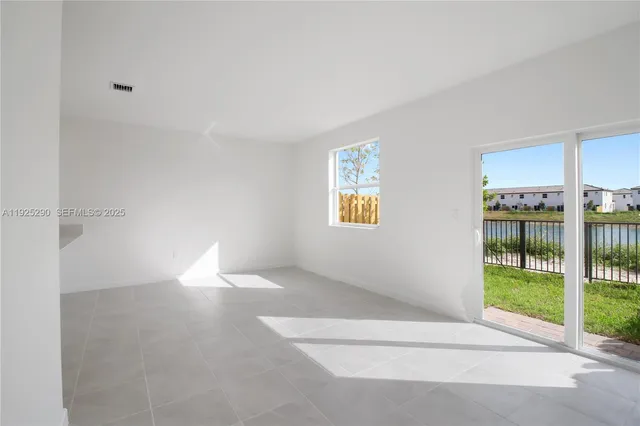 $3,200 | 2747 Southeast 25th Avenue, Homestead, FL 33035