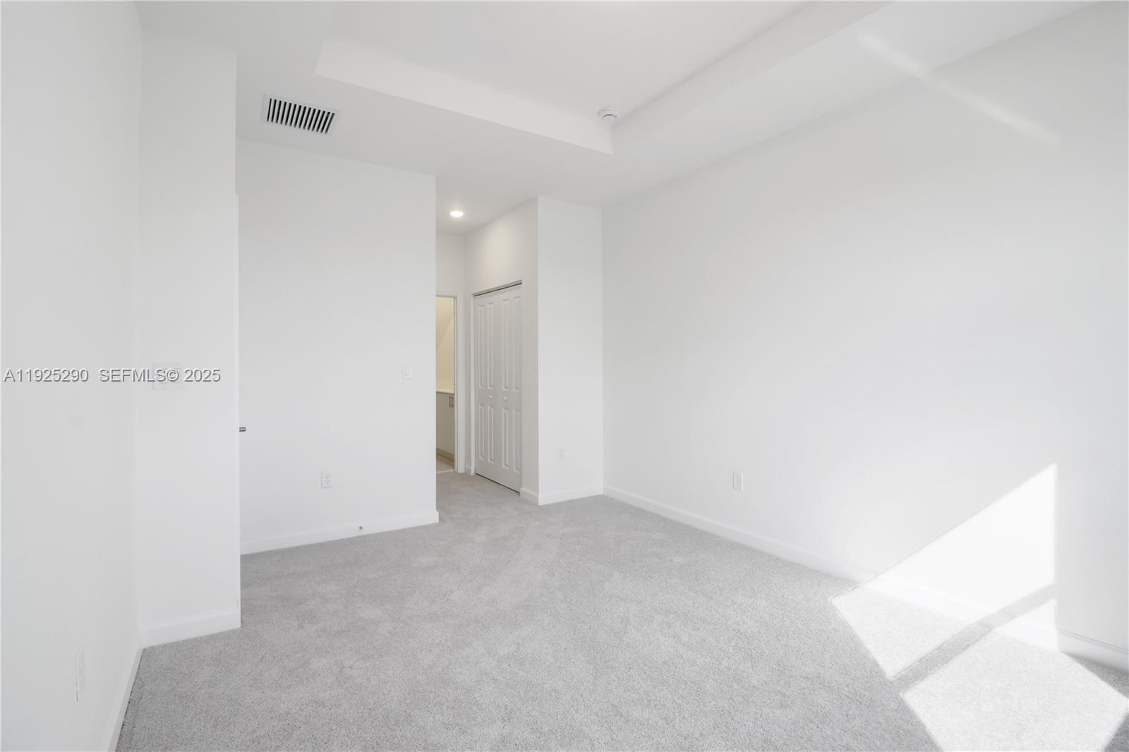 2747 Southeast 25th Avenue Homestead, FL 33035 - Photo 25 of 43