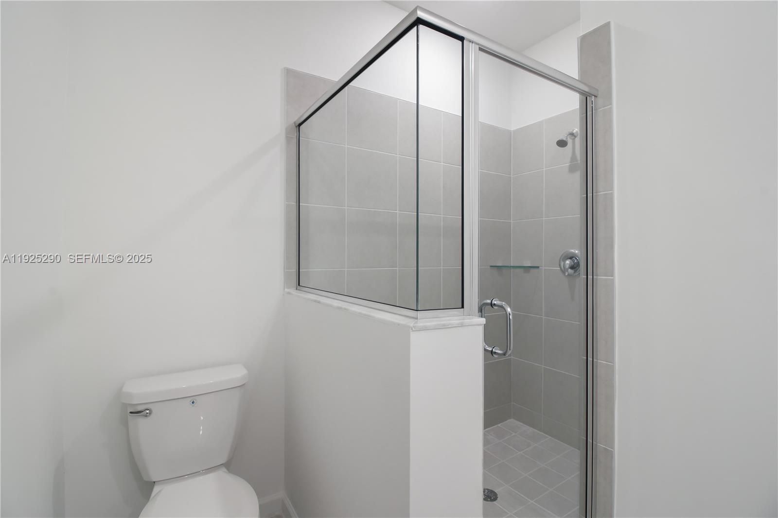 2747 Southeast 25th Avenue Homestead, FL 33035 - Photo 27 of 43