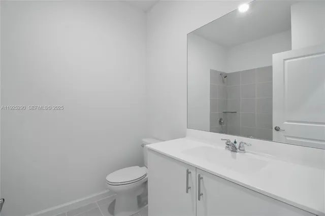 $3,200 | 2747 Southeast 25th Avenue, Homestead, FL 33035