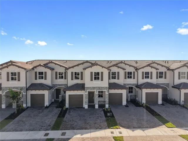 $3,200 | 2747 Southeast 25th Avenue, Homestead, FL 33035