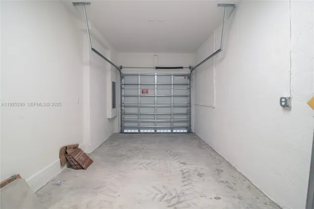 $3,200 | 2747 Southeast 25th Avenue, Homestead, FL 33035