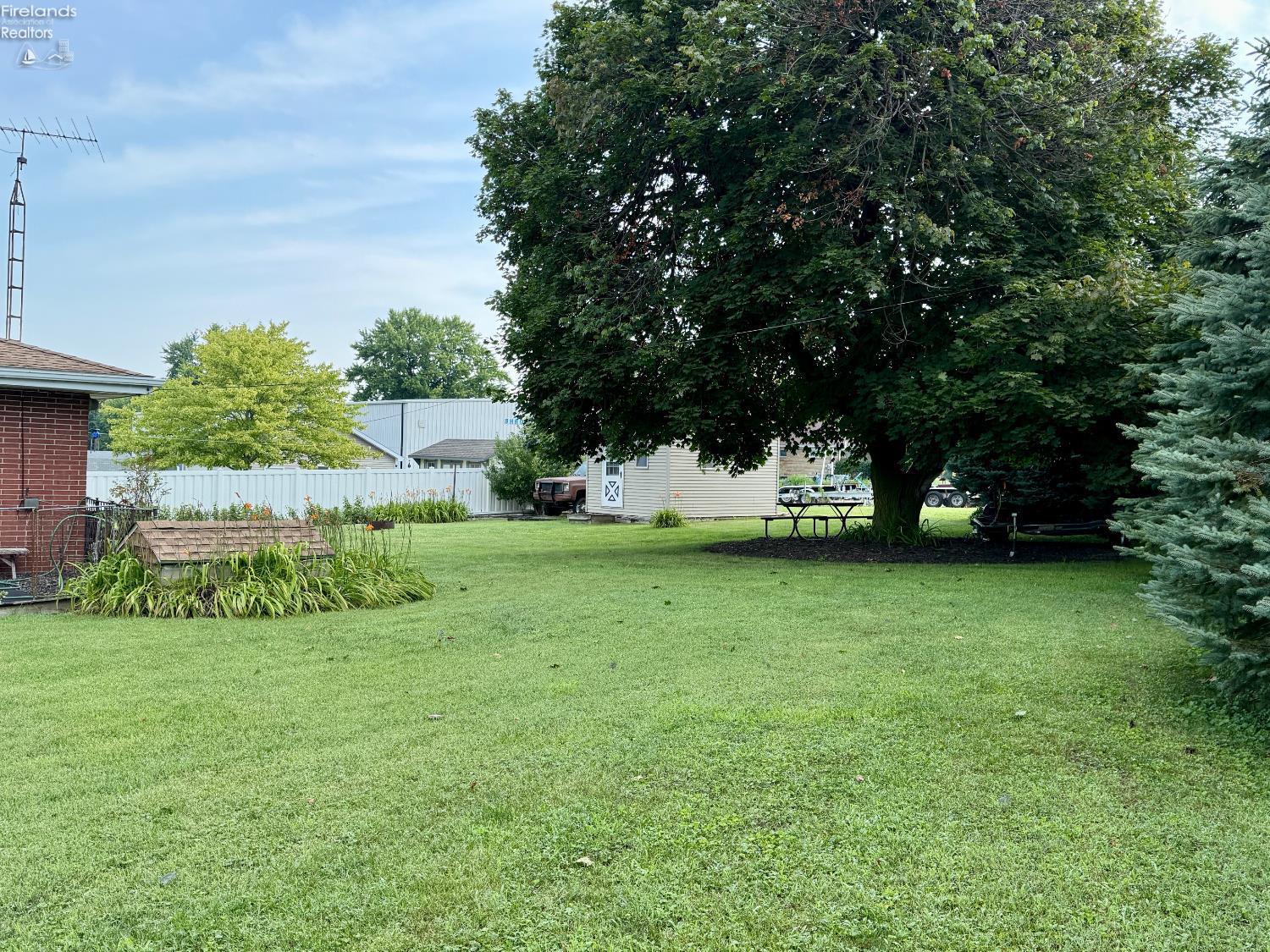 347 Hidden Beach Road Lakeside Marblehead, OH 43440 - Photo 12 of 41 Gallery Image 12