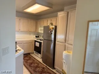 $1,475 | 3125 North Buffalo Drive, Unit 2105, Las Vegas, NV 89128