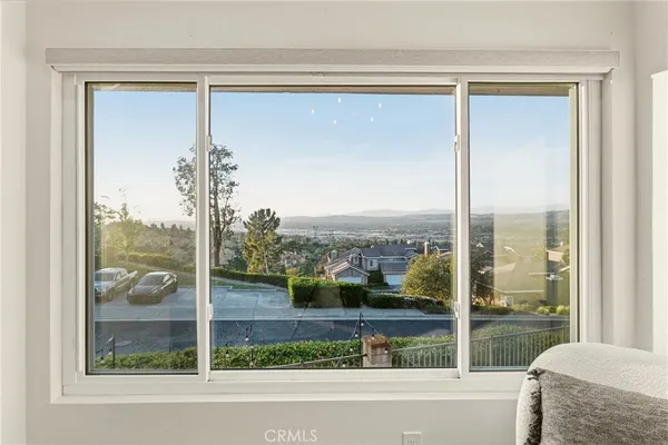 $1,100,000 | 6201 East Onyx Lane, Anaheim Hills, CA 92807