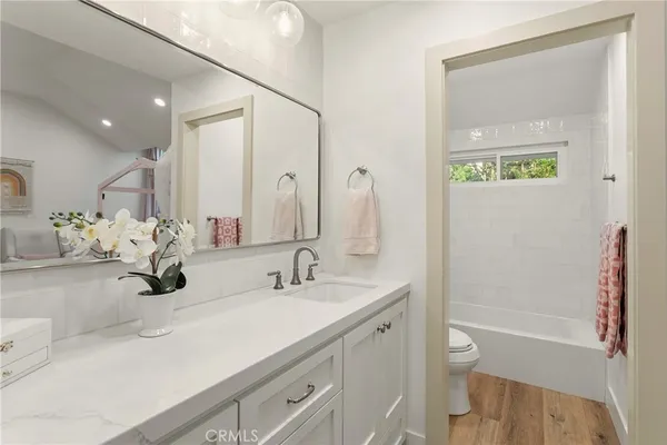 $1,100,000 | 6201 East Onyx Lane, Anaheim Hills, CA 92807