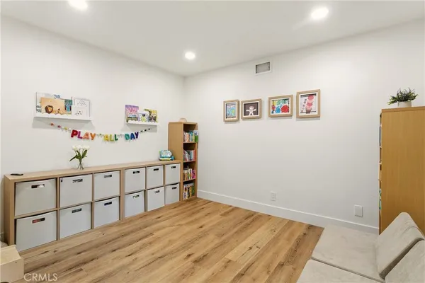 $1,100,000 | 6201 East Onyx Lane, Anaheim Hills, CA 92807