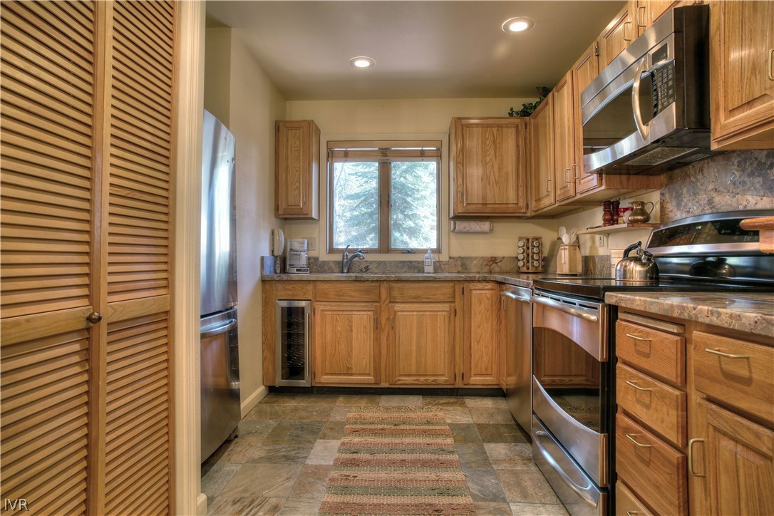 931 Incline Way, Unit 232 Incline Village, NV 89451 - Photo 9 of 13 Gallery Image 9