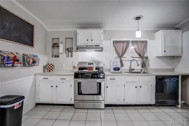 $136,000 | 120 East Center Street, Brighton, IL 62012