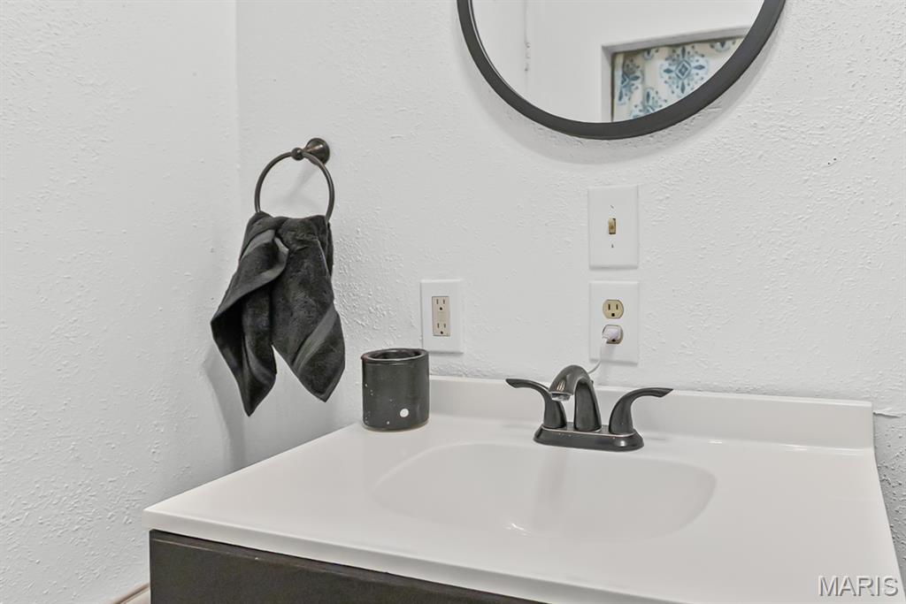 120 East Center Street Brighton, IL 62012 - Photo 29 of 48